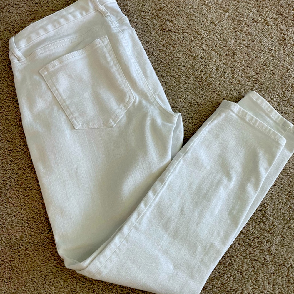 Maternity White cropped jeans